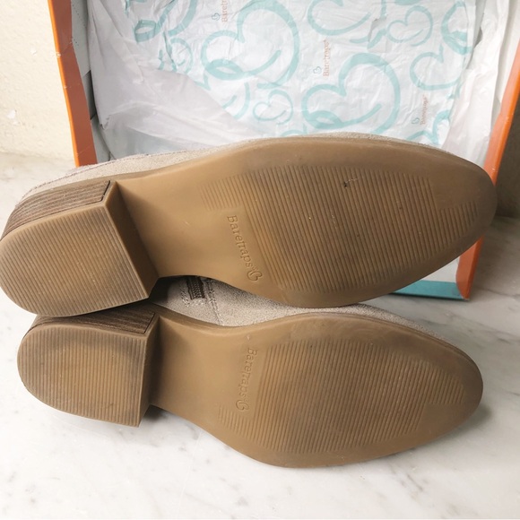 BareTraps Gaige Suede Leather Bootie Cobblestone - 7.5 W Taupe Zip side - Picture 5 of 8